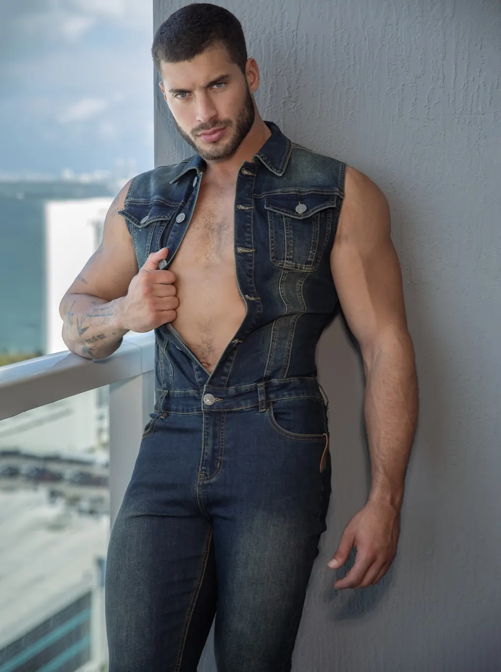 ES Collection Casual Look in Miami